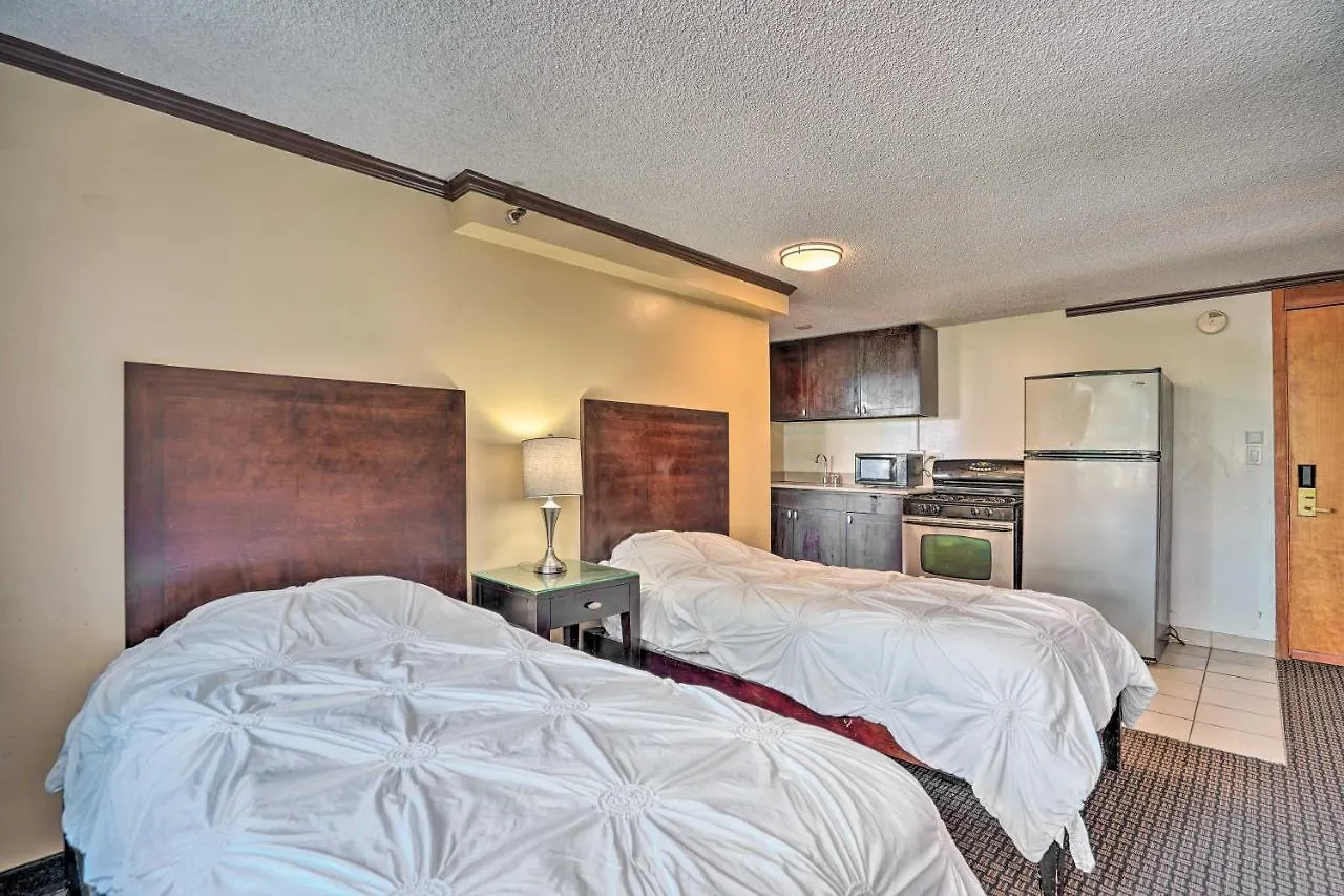 Apartment Central Hotel Condo Walk To Waikiki Beach! Honolulu