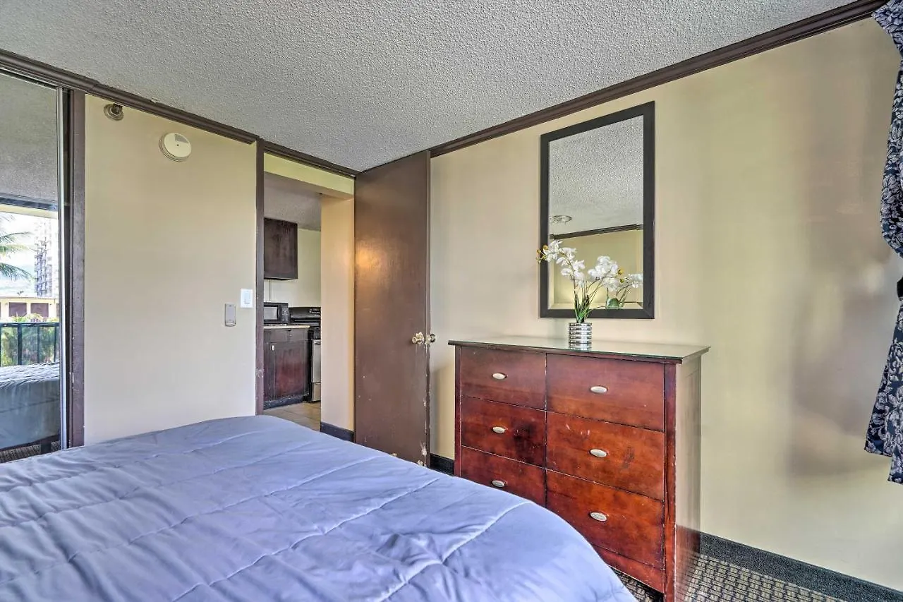 Apartment Central Hotel Condo Walk To Waikiki Beach! Honolulu