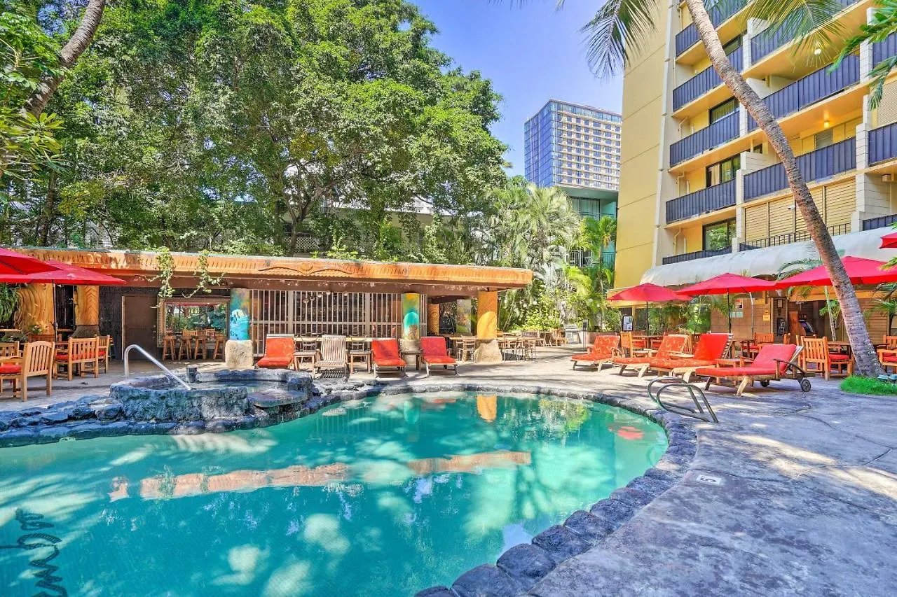 Apartment Central Hotel Condo Walk To Waikiki Beach! Honolulu United States